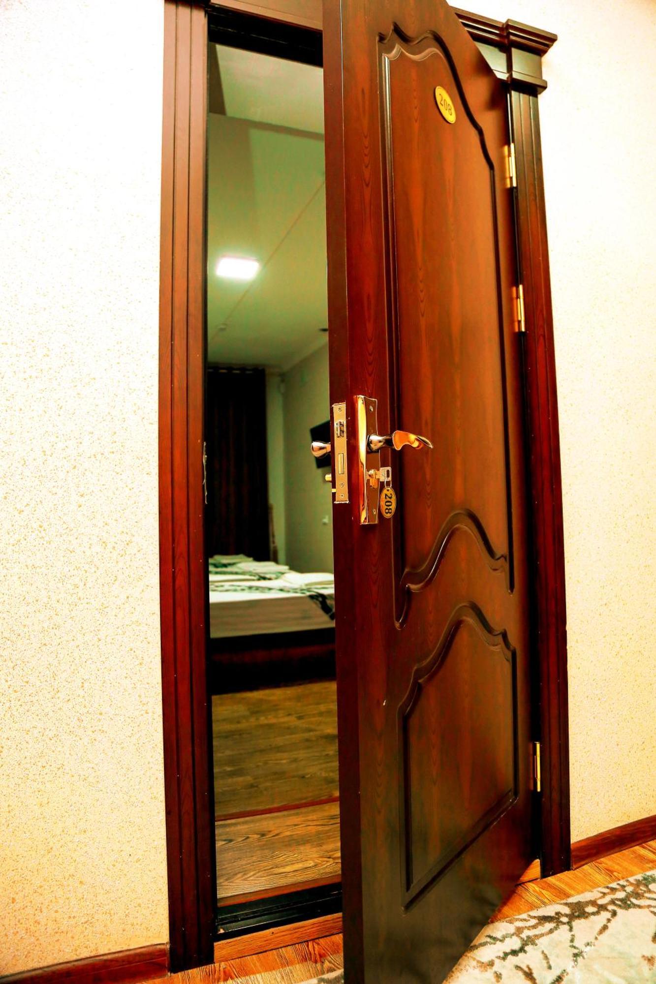 Hotel Mir Адрес Abu Ali Ibn Sino 4A بخارى المظهر الخارجي الصورة